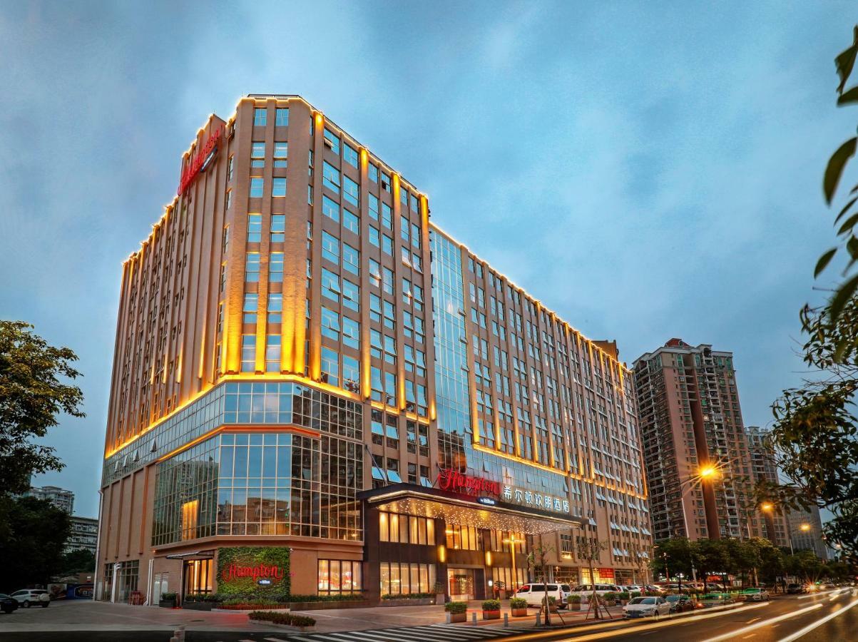 Отель Hampton By Hilton Guangzhou Dongxiaonan Экстерьер фото